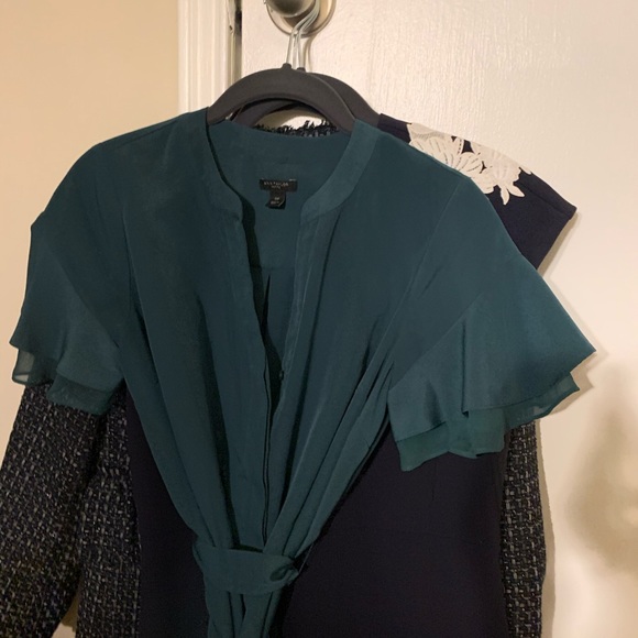 NWOT Flutter Sleeve Dress - Picture 2 of 3